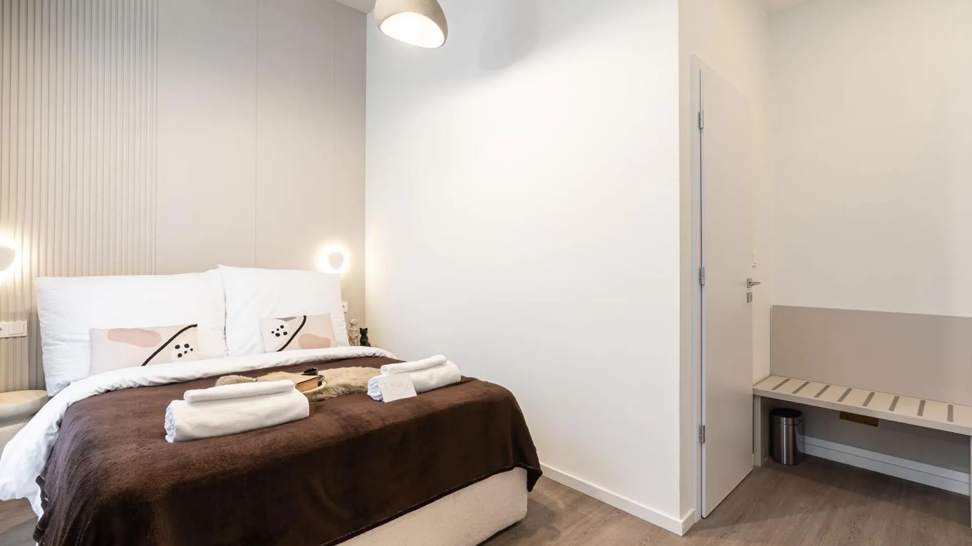 Oasis Luxe Boutique Suites By Bqa Budapest Bed & Breakfast