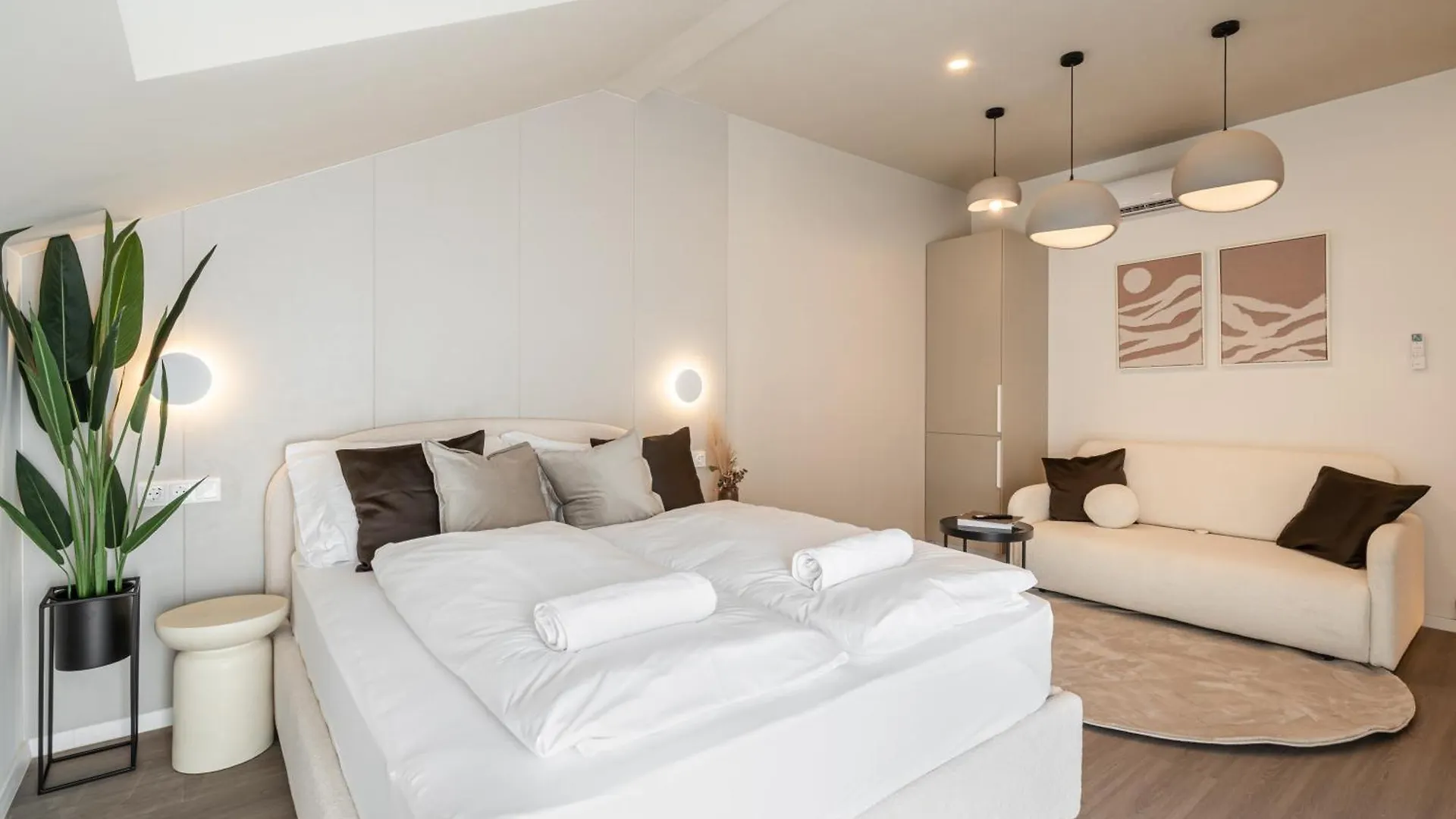 Bed & Breakfast Oasis Luxe Boutique Suites By Bqa Budapest