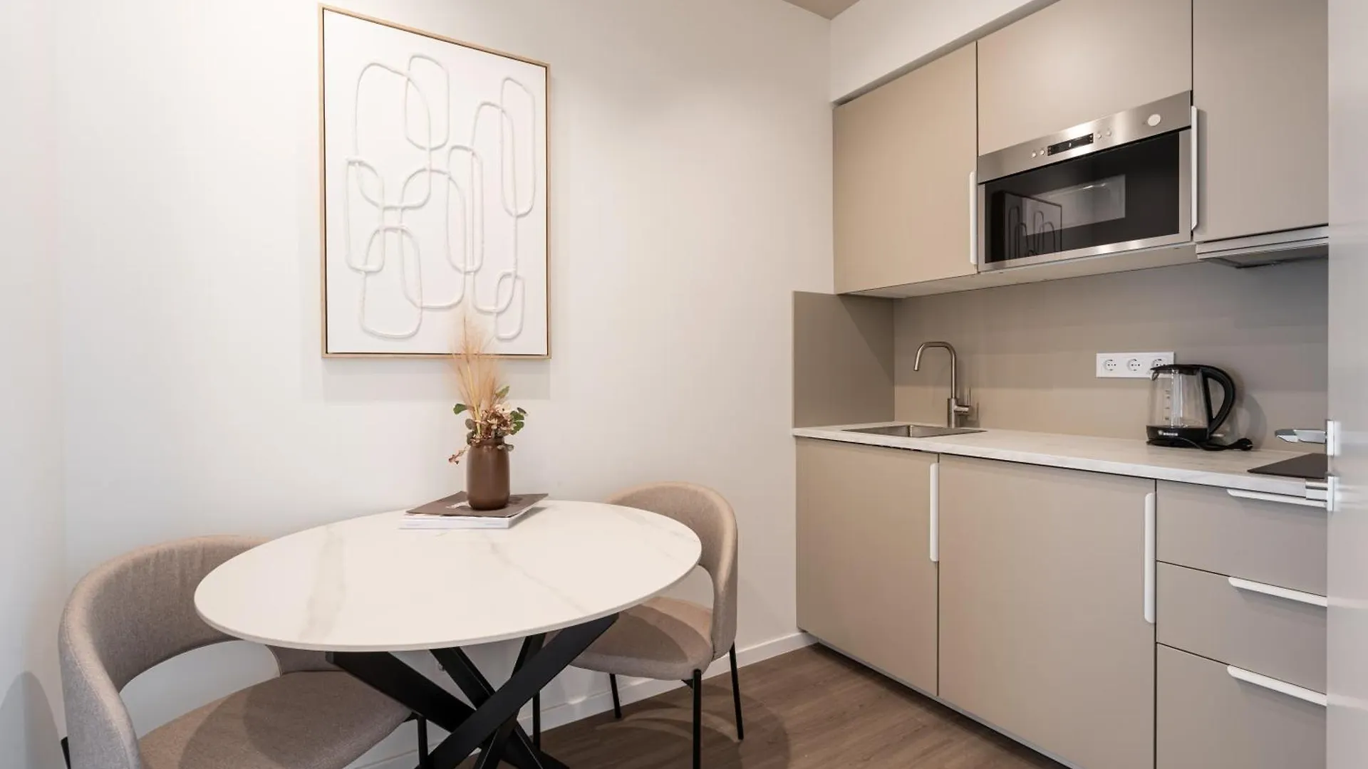 בודפשט Oasis Luxe Boutique Suites By Bqa לינה וארוחת בוקר